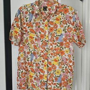 Winnie the Pooh Floral Button-Up Shirt – Short Sleeve – Size S/M
